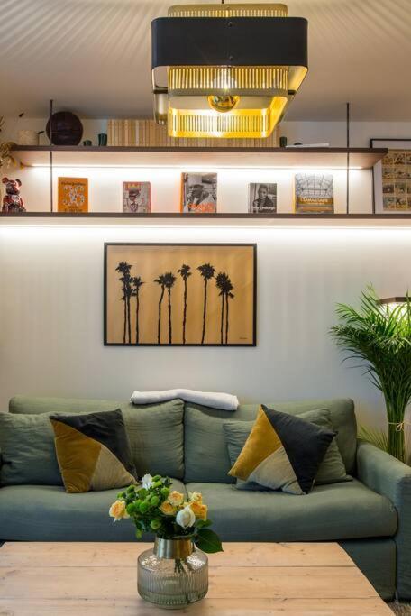 Apartamento Magnifique 3 / 3 Bdr *
